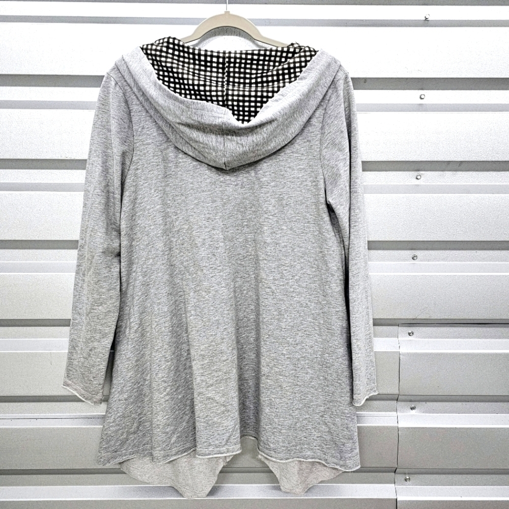Disney Parks Minnie Mouse Oversized Embroidered Gray Tunic Hoodie - Picture 6 of 6
